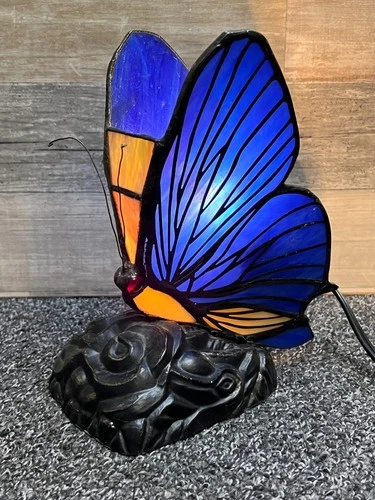 Vintage Tiffany Style Butterfly Stained Glass Table Lamp Desk Table Light