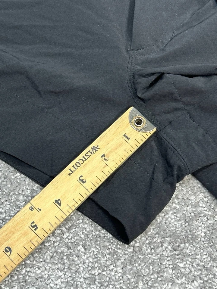 Athleta Hudson Boardshort Womens 4 Black 3" * - Image 2 of 4