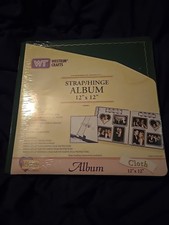 NIP Westrim Crafts Expandable 12"x12" Strap Hinge Cloth Hunter Green Album 29001