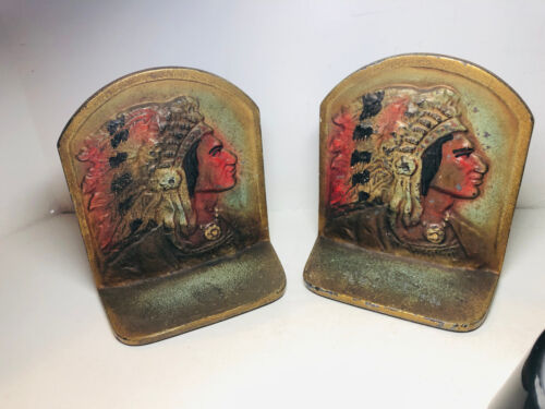 RARE Vintage Indian Chief Bookends Antique Painted Cast Iron Bookends Native - Afbeelding 1 van 16