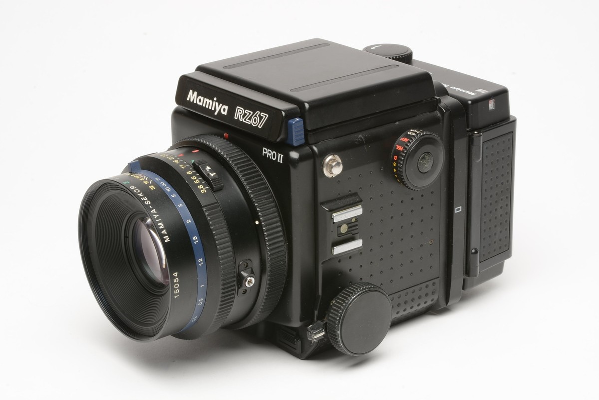 【8月末まで】Mamiya RZ67 Pro II ＆127mm f3.8 Mamiya RZ67 Pro II Body, 127mm f3.8 lens, 120 back, WLF, new