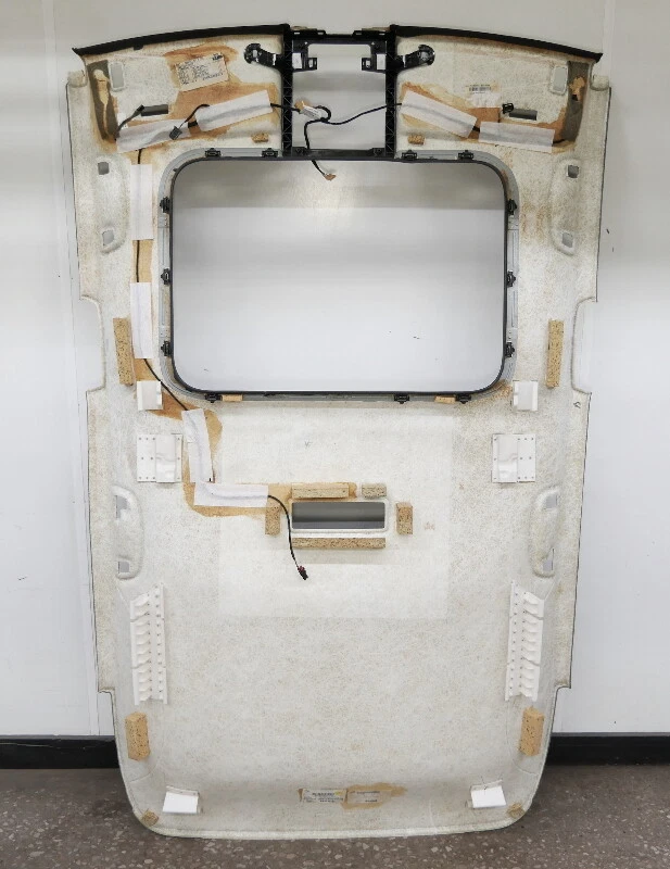 Embellecedor de techo negro VW Golf GTI MK7 2015 - genuino - 5GM 867 501 Q Foto 3 de 4