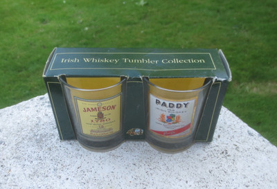 Irish Whiskey Becher Sammlung Jameson Paddy 2 Stück Schnapsglas Set