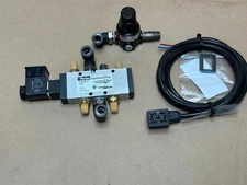 Parker Pneumatic 4 Way / 2 Pos Manifold Xtreme Air Control Valve 120V AC 145PSI