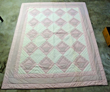 Quilt Handmade Vintage Basket Pattern in Pink, 76" x 92"