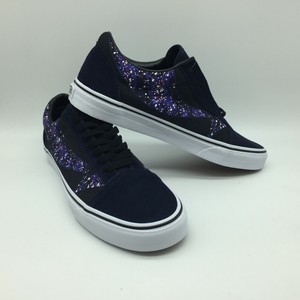 vans galaxy hitam