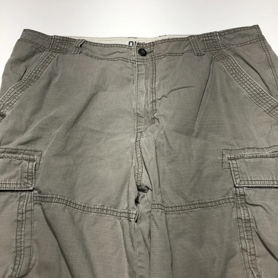 Pantalones Cortos Old Navy Para Hombre Talla 38 Marrón Cuadros Sutiles Carga Exterior 10 Pulgadas de Largo Foto 3 de 4
