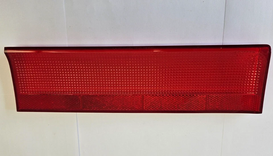 1969 Chrysler Newport Left Side Tail Light Lamp Lens W/ Gasket 2932717 NOS. - Image 3 of 4