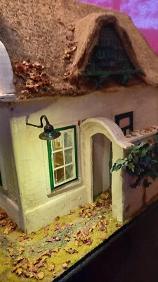 Puppenhaus f. Sammler / Dollhouse / Dolls house 1:12 / 12th Scale - Bild 1 von 4