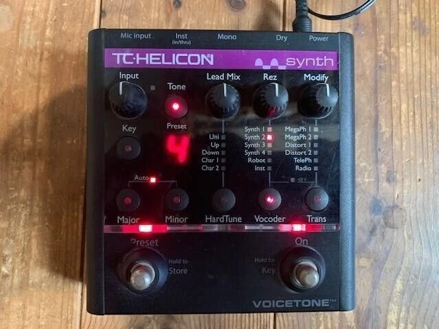 TC-Helicon VoiceTone Synth Vocal Effects Processor Pedal Voice Tone JP Good
