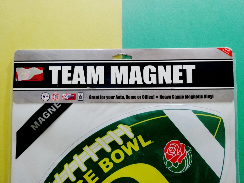 ¡Imán de equipo grande de fútbol americano de los patos de la Universidad de Oregon! Rose Bowl Magnetic 2010 Foto 3 de 4