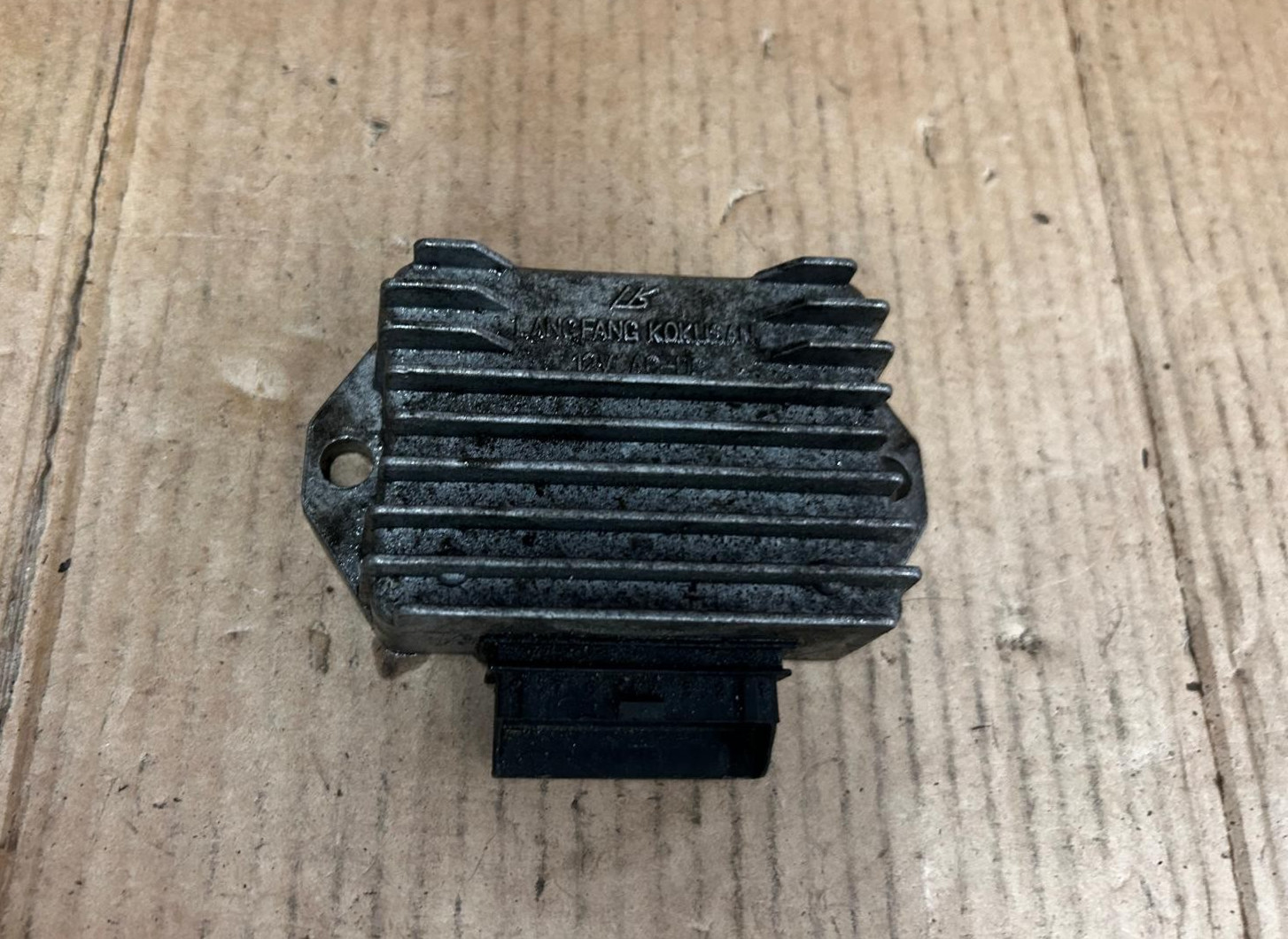 640789 | Piaggio Typhoon 50 Voltage Regulator Rectifier