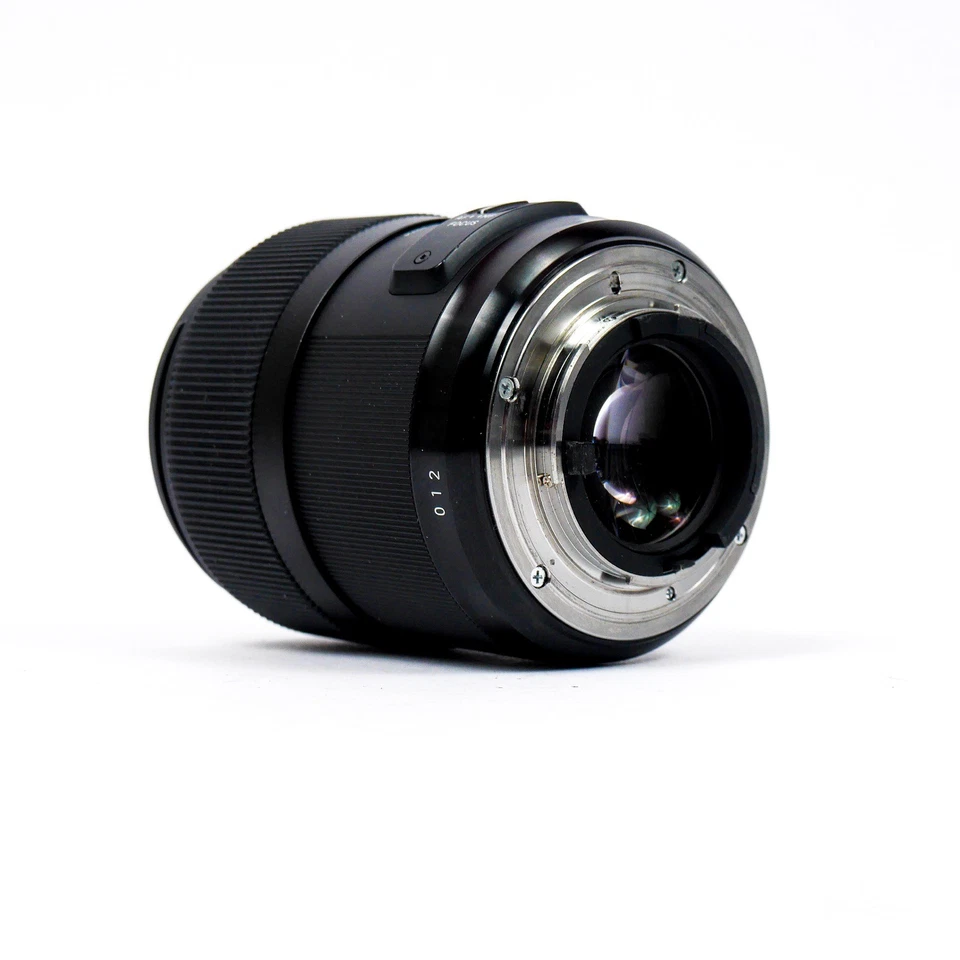 Sigma Art 35mm f:1.4 Monture Nikon AF  - 713005 - Bild 4 von 4