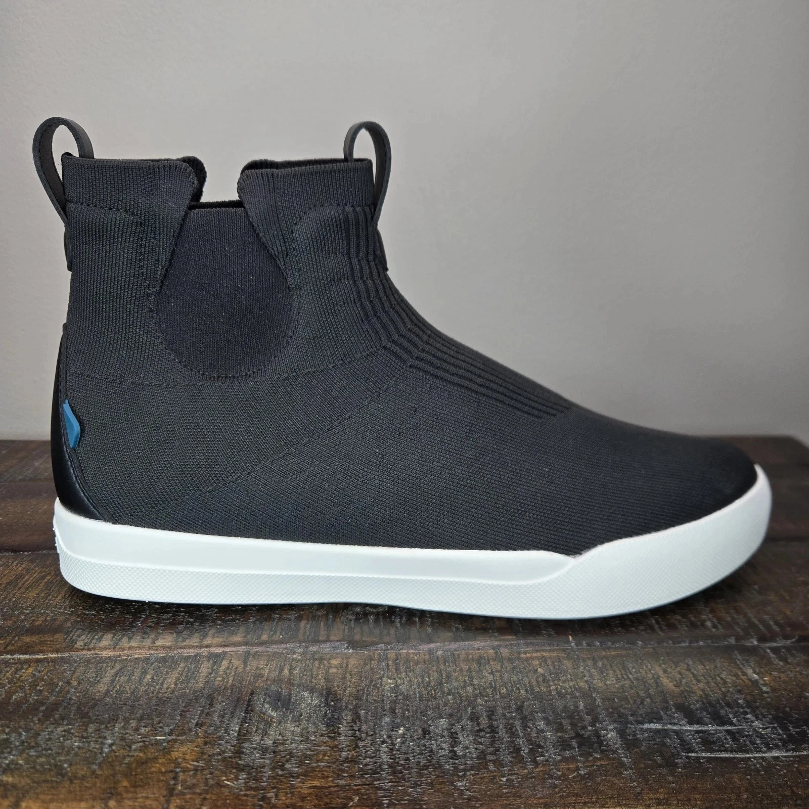 Vessi Weekend Chelsea Mens Size 9 Waterproof Shoes Asphalt Black BRAND NEW 🟦
Opens in a new window 