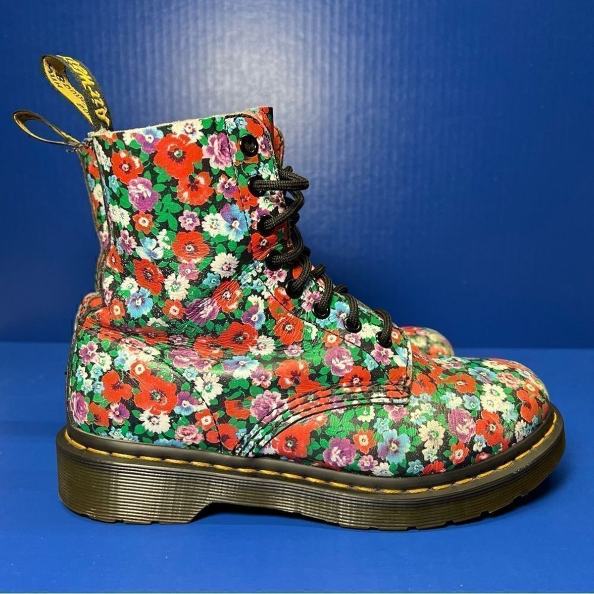 Dr. Martens Pascal 'Wild Poppy' Black Leather Boots Womens 7 View 6