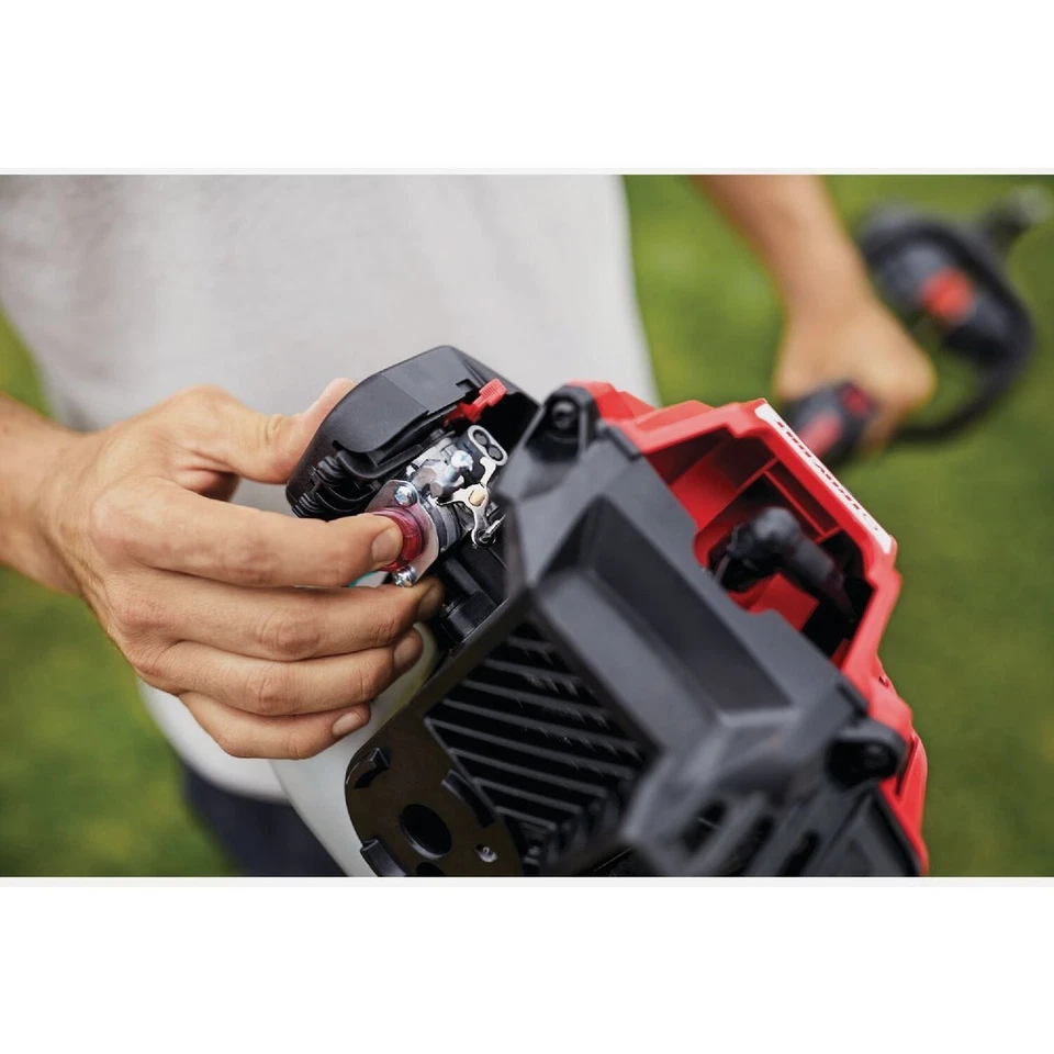 Troy-Bilt TB252S 25cc 2-Cycle 17 In. Straight Shaft Gas Trimmer 41AD252S766 - Image 2 of 4