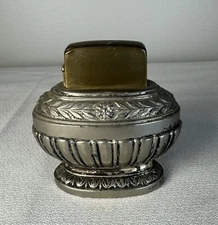 Vintage Park Sherman Flip Top Wind Proof Table lighter