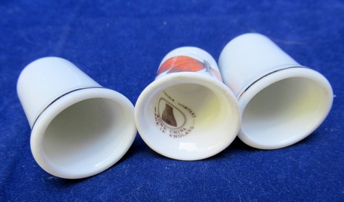 13 x Collectors Thimbles Celebrating Christmas, Australia Xmas - Picture 14 of 14