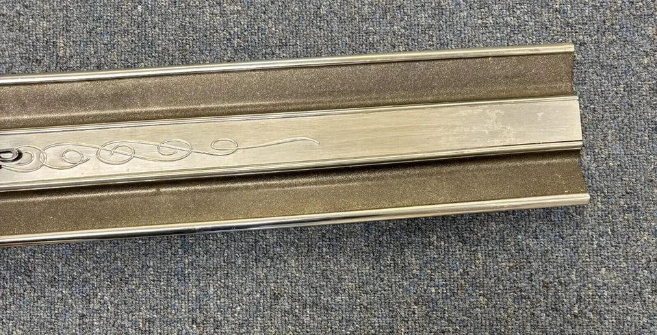 Plymouth Fury 1968 VIP cubierta tapa acabado panel 2842930 nuevo en stock Foto 4 de 4