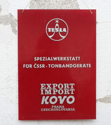 TESLA Schild Spezialwerkstatt für Tonbandgeräte Rundfunk Werkstatt Reklame DDR