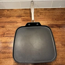 Calphalon Nonstick Griddle Pan