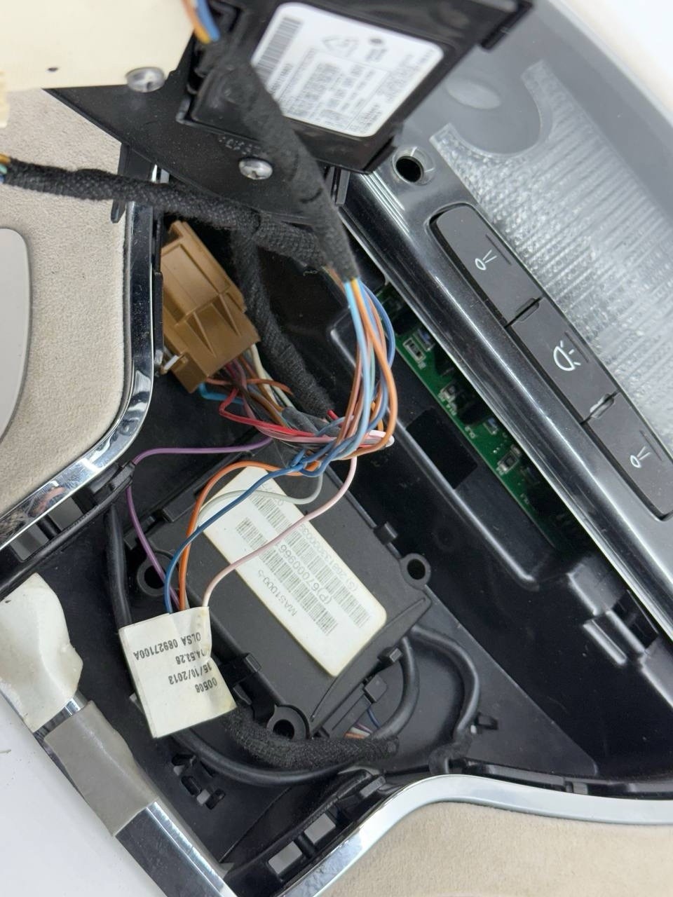 M157 MASERATI GHIBLI 14-17 OVERHEAD DOME LIGHT & SUNROOF CONTROL SWITCH 412
