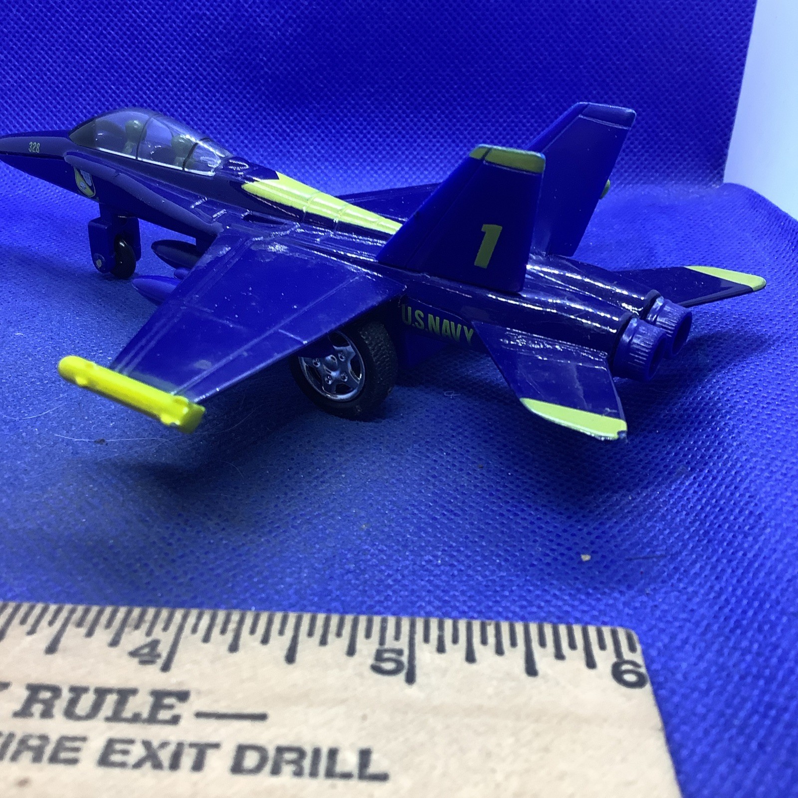 Picture 3 of 6