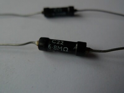 Resistor Welwyn C22 Panklimatic Carbon auf Keramik 0,5 W