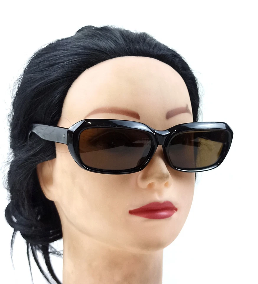 Gafas de sol cuadradas vintage únicas años 50 Italia Roma muy raras clásicas negras Foto 2 de 4