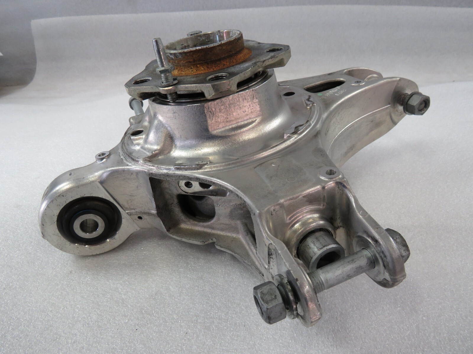Ferrari 458, California, LH, Left, Rear Knuckle, w/ Hub, Used, P/N 238469