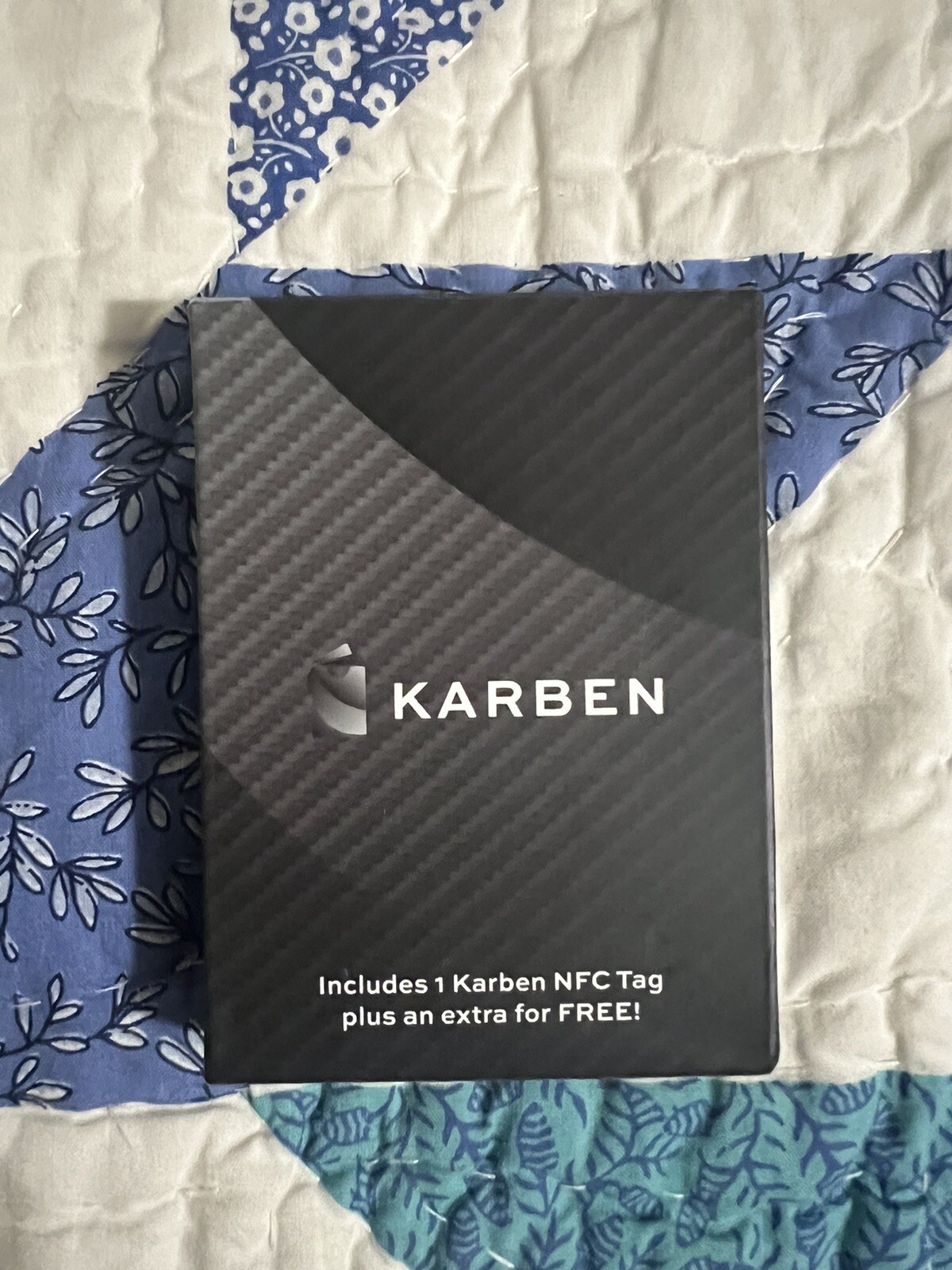 Karben Carbon Fiber Wallet AntiTheft RFID Wallet for Men and Women