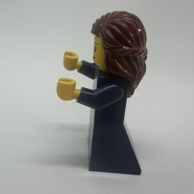 LEGO Fantasy Era Crown Princess Maiden minifigure Castle 7093 cas333 