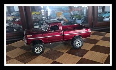 Motormax 1969 Red Diecast 4X4 Pickup Truck Model Opening Doors & Hood