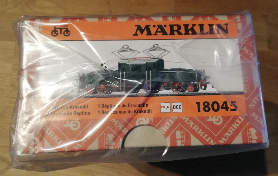 Märklin H0 18045 CCS700 Krokodil Replika, neu und OVP - nie gelaufen - Bild 2 von 4