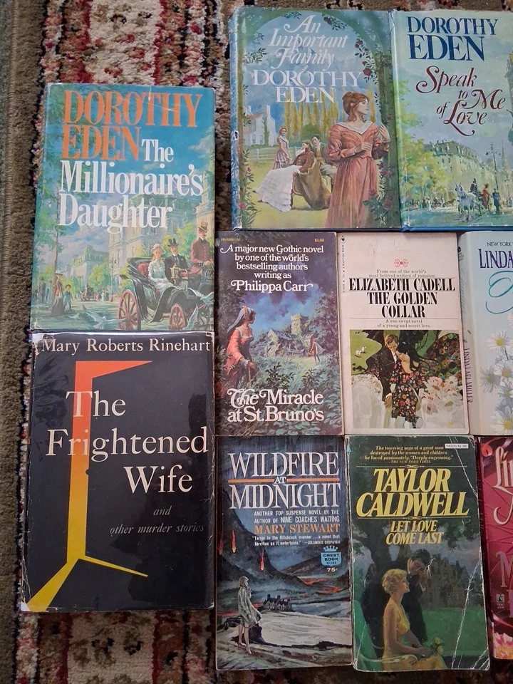 Lot of 12~Gothic Mystery/Romance Vintage HC/Paperback Books Foto 2 de 4