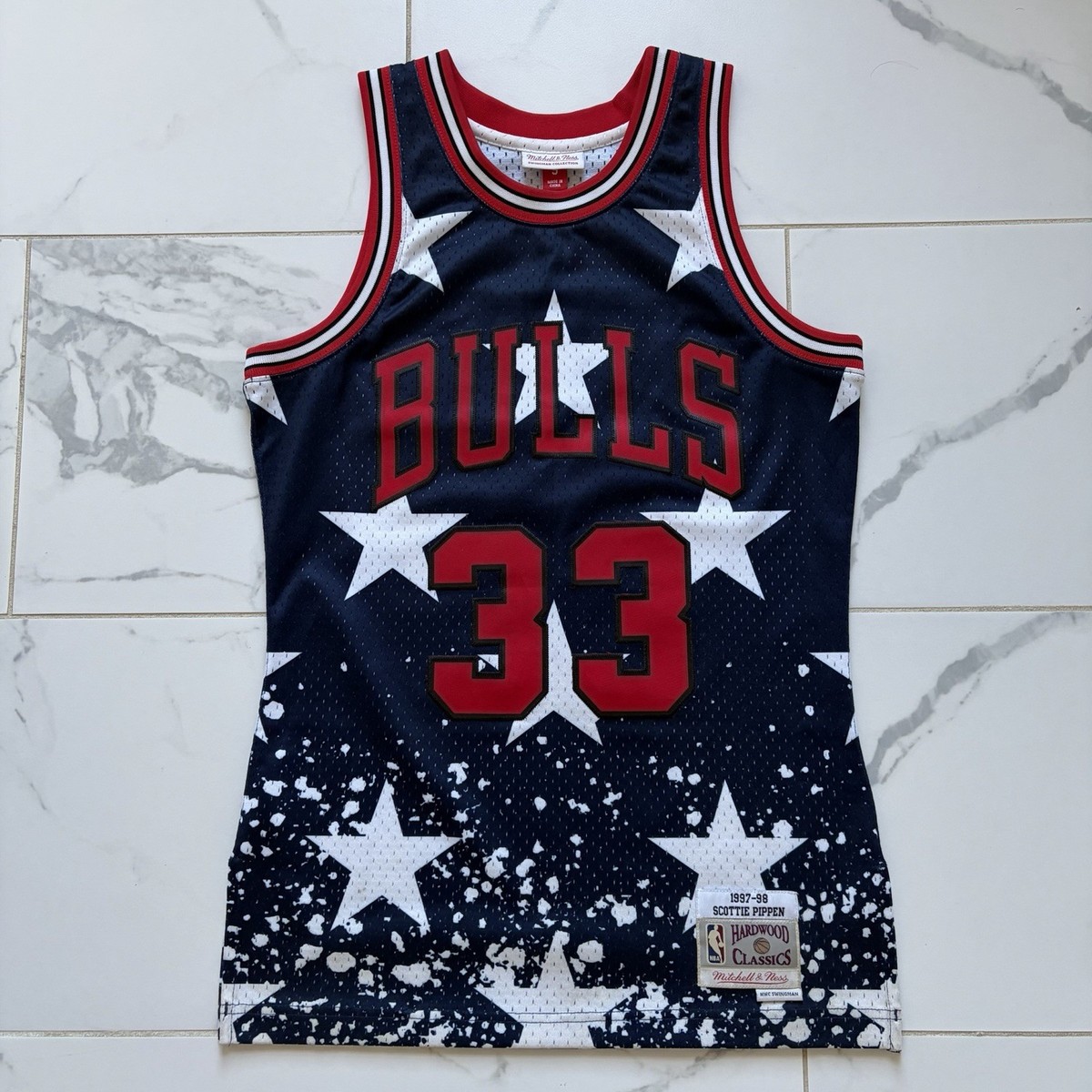 scottie pippen jersey dress SCOTTIE PIPPEN CHICAGO BULLS RETRO 2000'S HARDWOOD CLASSICS ADIDAS JER