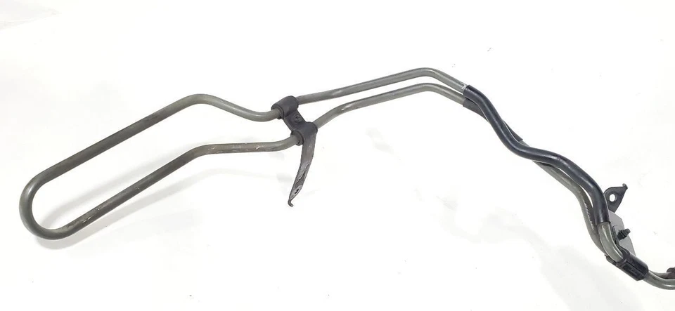 Резервуар гидроусилителя руля 2004 Toyota Celica от оригинального производителя с линиями для гидроусилителя руля - Изображение 3 из 4