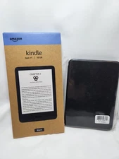 Amazon Kindle 11th Gen. 16GB, Wi-Fi, 6" Black With Snap-In Case Sealed