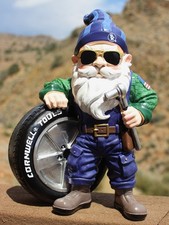Cornwell Tools - 2026 - Gnome With Tire - New In Box - 11 12 Tall - Cggnome2
