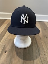 New Era Cool Base 59Fifty New York Yankees Black & White Fitted Hat One Size