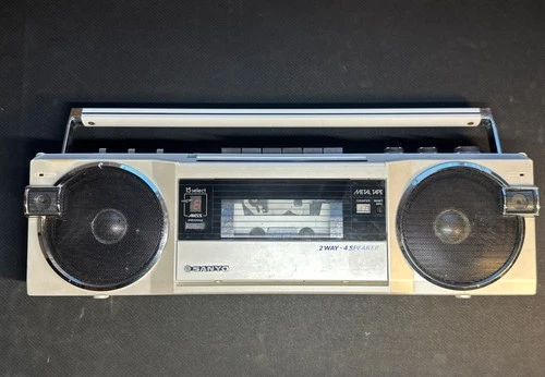 Sanyo M7770K Portable Radio Boombox Japan  VTG Parts or Repair READ