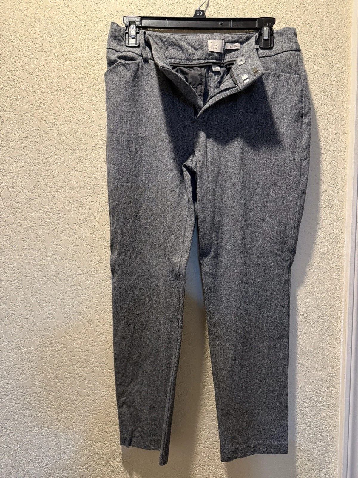 Gray Capri Pants Women’s Size 4. Worn Only Once.