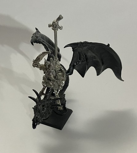 Warhammer Azhag the Slaughterer, OOP Rare Orks Miniatur auf Wyvern