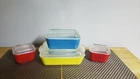 4 VINTAGE PYREX REFRIGERATOR DISHES PRIMARY COLORS AND LIDS SET