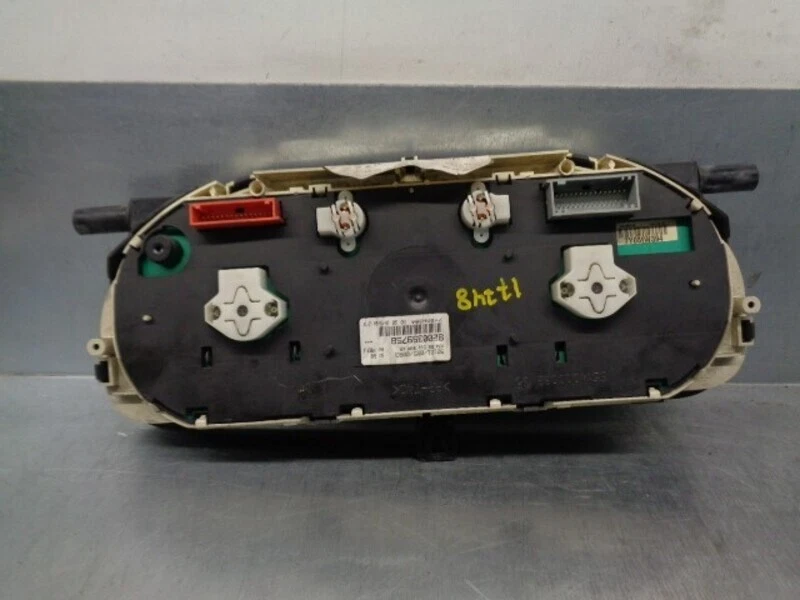 8200399758 cuadro de instrumentos para RENAULT LAGUNA II GRANDTOUR (KG0) 4529171 - Imagen 2 de 3