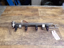 01-05 JETTA EXCEPT GLI 01-06 AUDI TT FUEL RAIL RAMP W/ 4 INJECTORS 1.8L YURBO 