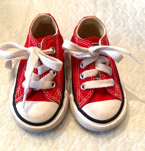 Infant Red Converse All-Star Sneakers -- Size Infant US 3 In Excellent Condition