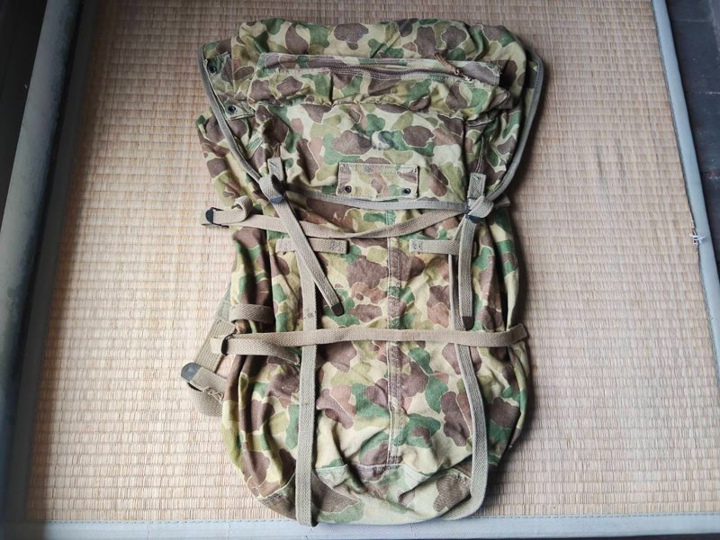 1943 WW2 US Army USMC Marine Corps Frogskin Camo Jungle Backpack