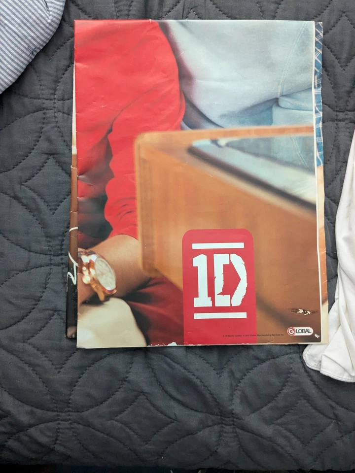 Revista y póster One Direction Cover 2012 Seventeen Foto 4 de 4