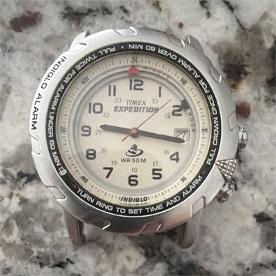 Timex Expedition Indiglo Alarm Date Quartz WR 50M White DialAnalog Watch.